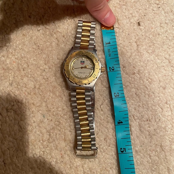 TAG Women’s Watch - Picture 12 of 14